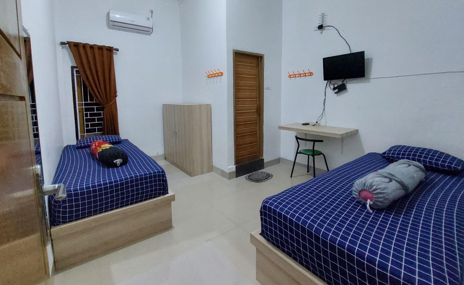 Kamar Family Room Twin Bed